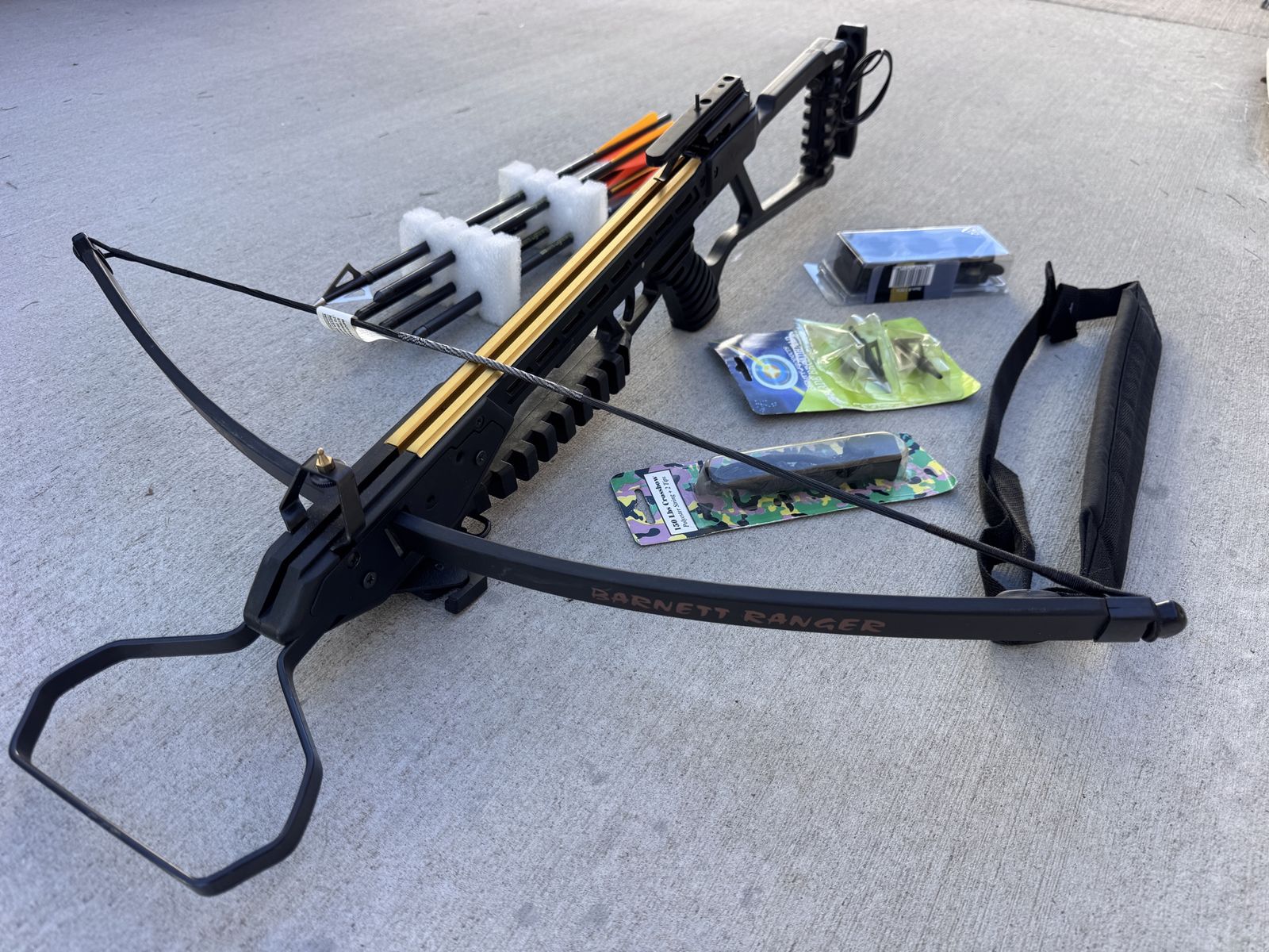Barnett Ranger Crossbow Package w/ 5 Horton XX75 Bolts, Rope Cocker, Broadheads & Sling