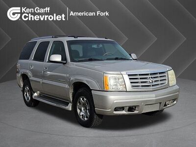 2004 CADILLAC ESCALADE Base