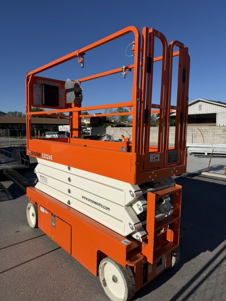 Snorkel 26 foot Scissor Lift for Rent. 32 Inches Wide. Delivery or Self Pickup