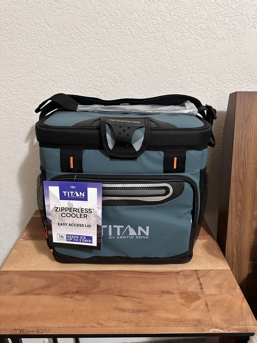 New Titan Arctic Zone 16 can Cooler