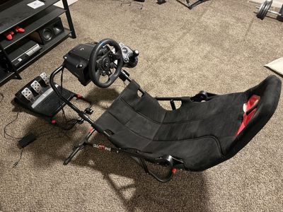 Logitech G923 TRUEFORCE Racing System Xbox