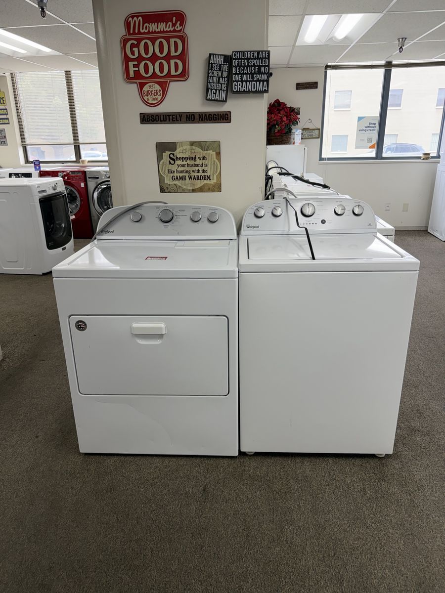 Good Whirlpool White Top Load Washer & Dryer Set