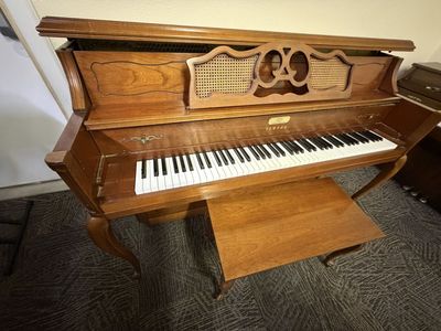 YAMAHA USED Console Decorator Piano Maple French
