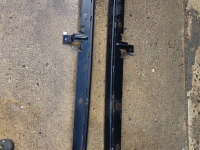 Black Running Boards / Side Steps Jeep Wrangler JKU - Good Condition
