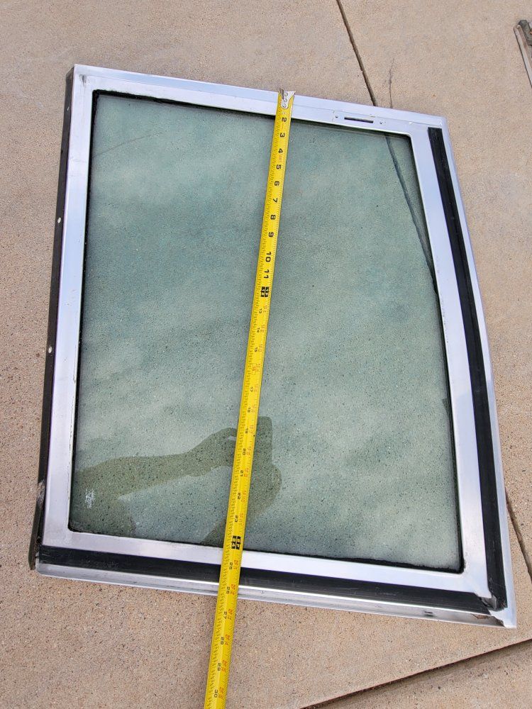 Main image 7