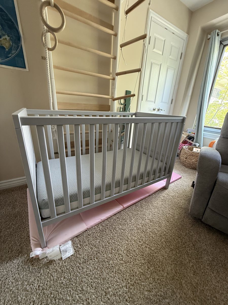 IKEA Sandvik Baby crib with mattress