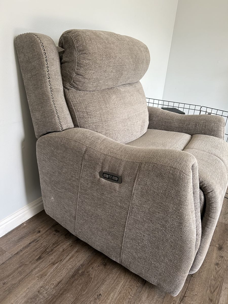 Recliner chair