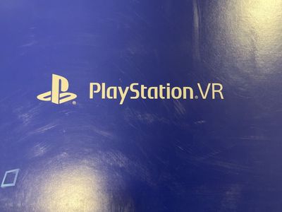 PlayStation VR Headset System with Motion Controllers and Aim Controller