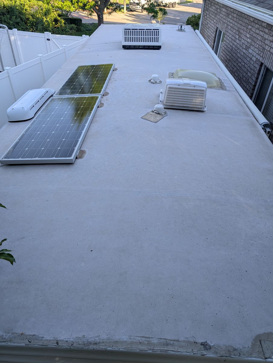 Main image 6