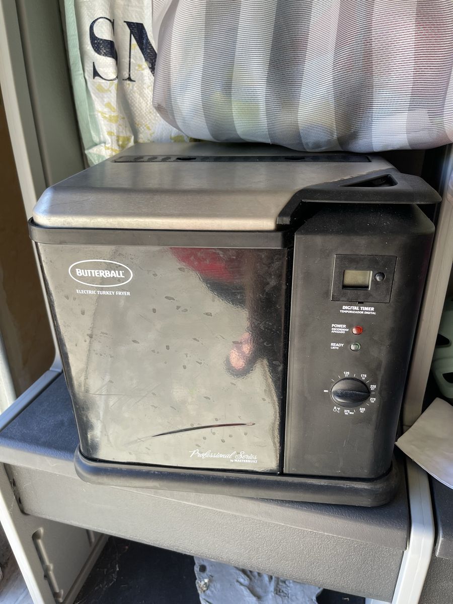 Butterball Professional Series Electric Turkey Fryer by Masterbuilt with Digital Timer