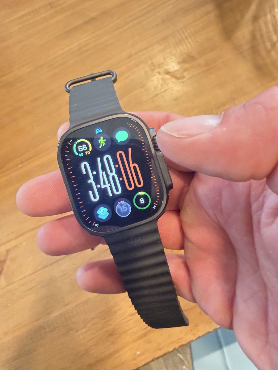 Apple Watch Ultra 3 – Black Titanium – Excellent Condition
