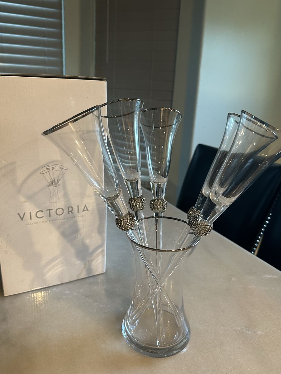 Victoria Toasting Flute with Holder Set - 5 Crystal Flutes & Stand, Embellished