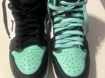 Nike Air Jordan 1 Retro High OG 'Green Glow' (or similar) - Size 8.5 Men's/10 Women's - Black/Green
