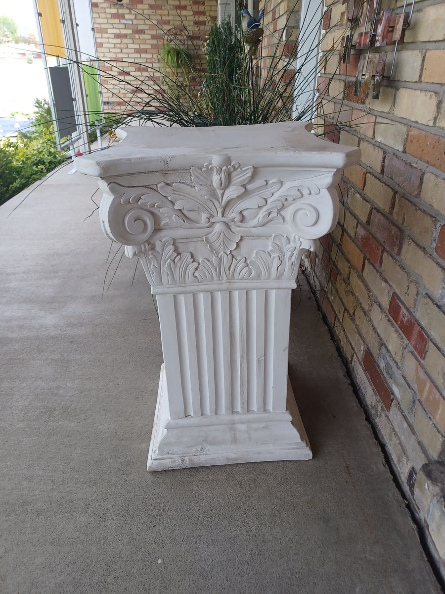Roman column