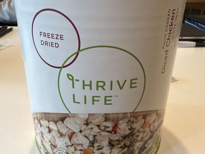 Freeze dried dice chicken food storage
