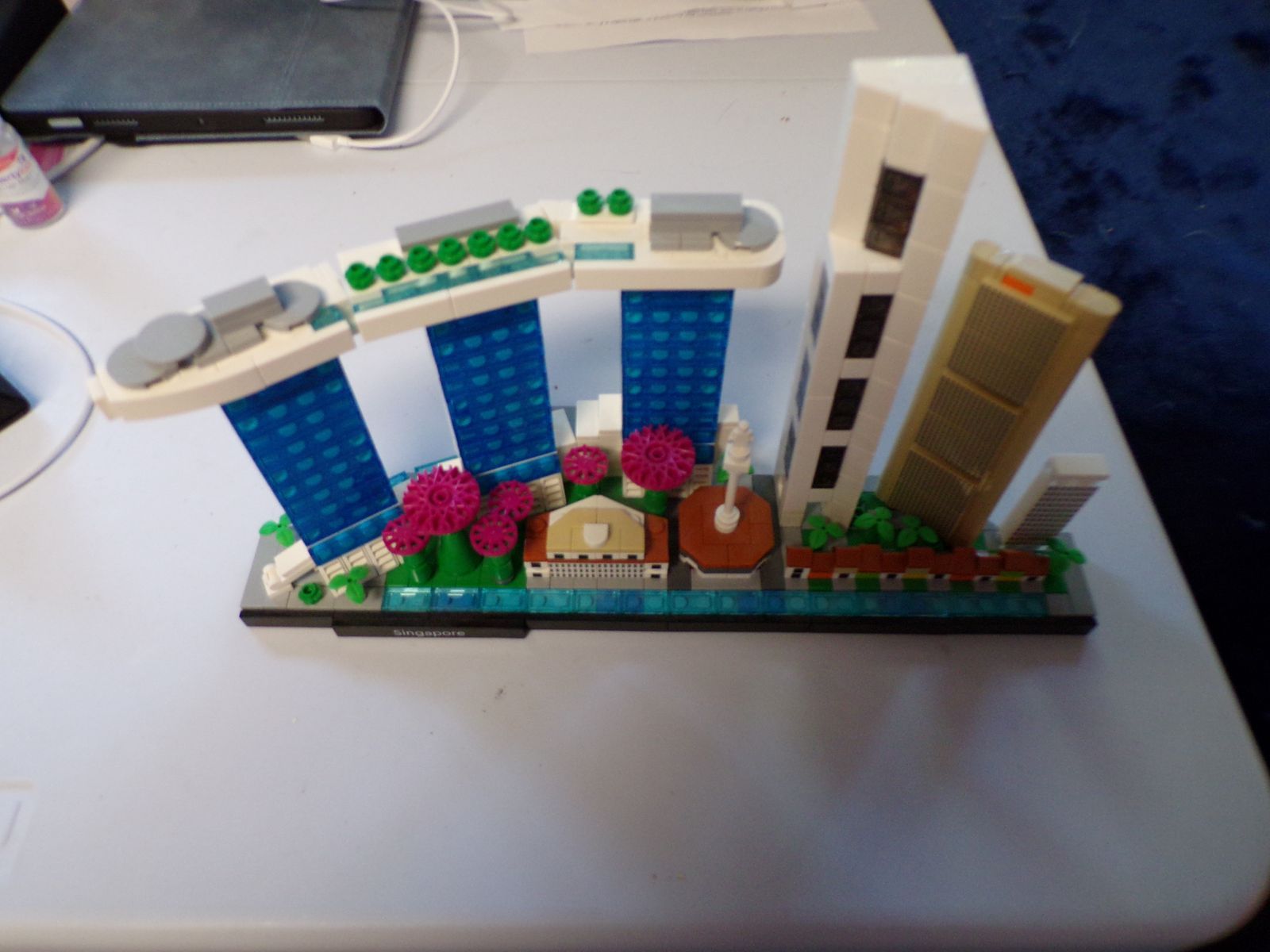Lego Architecture :: City of Singapore Built Set