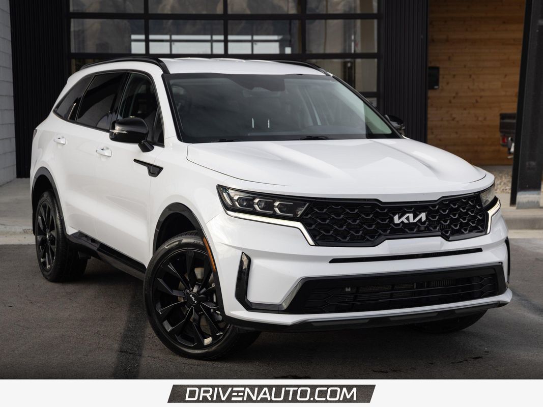 2022 Kia Sorento X-Line EX