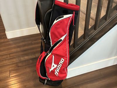 Red Mizuno Smart Sac Sunday golf bag-used