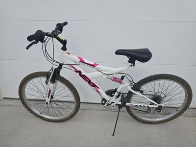 Dynacraft Girls 24'' NEXT Gauntlet Bicycle, White