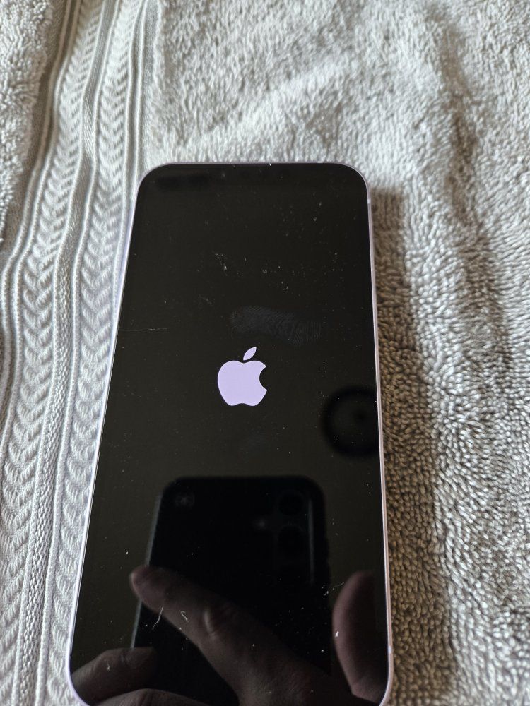 AppleiPhone 14 AT&T
