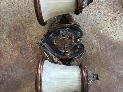 Vintage Bronze 2-Light Wall Sconce Sconce Vanity Light Fixture