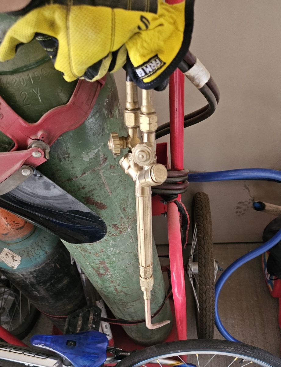 Main image 4