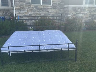Black Metal king Size Platform Bed Frame with Headboard & Footboard