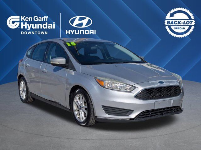 2015 FORD FOCUS SE