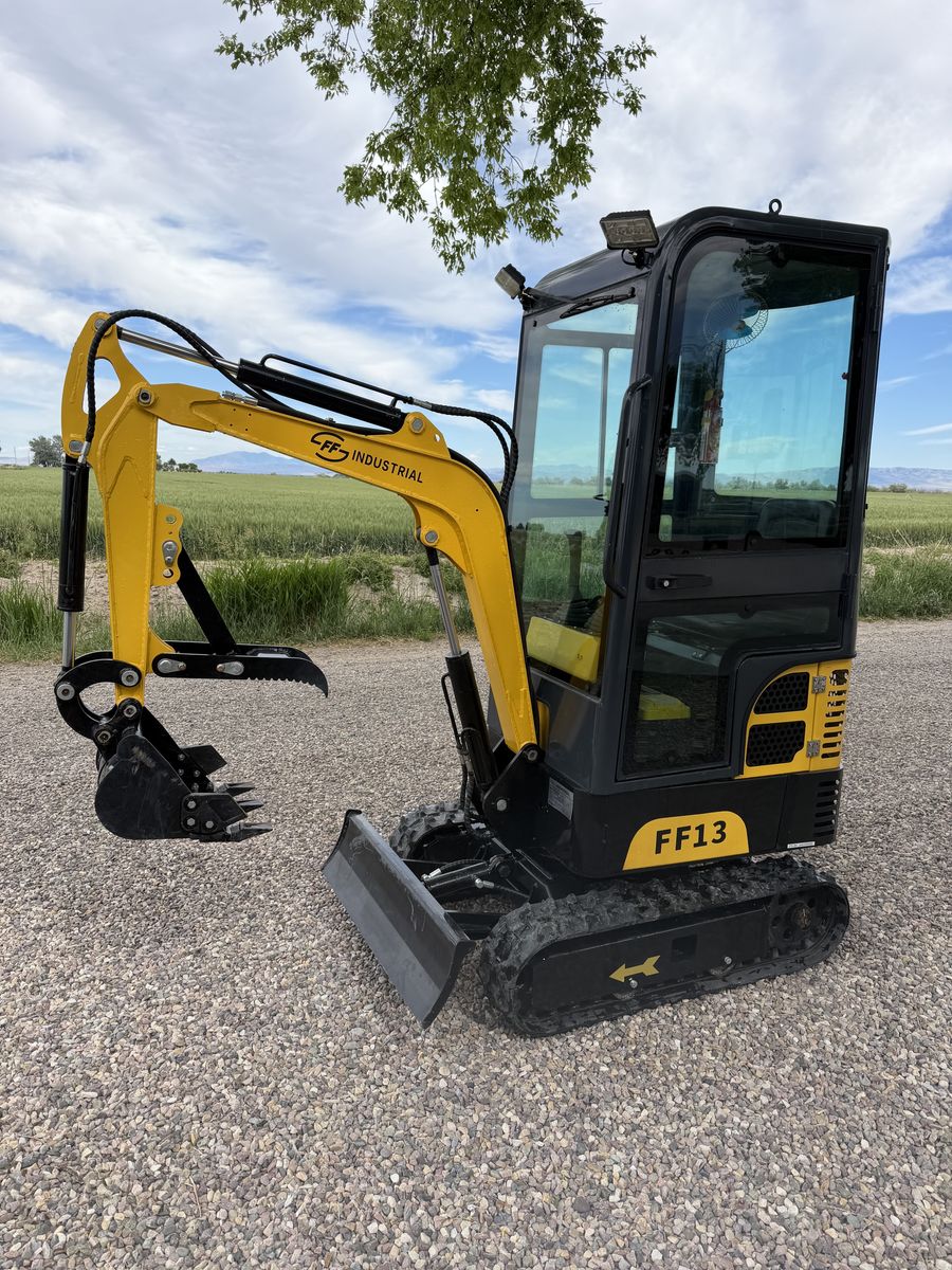 2024 Mini Excavator