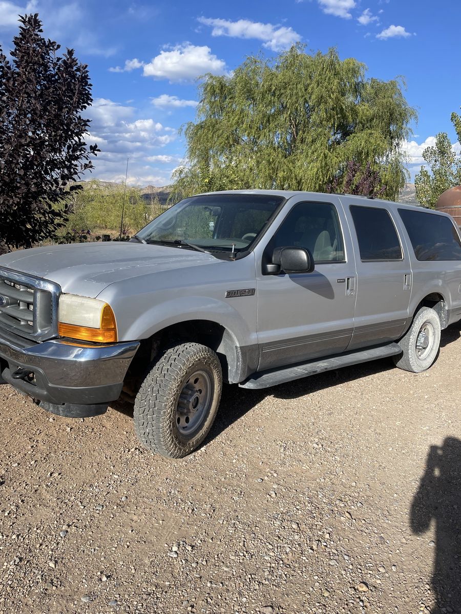 2001 FORD EXCURSION