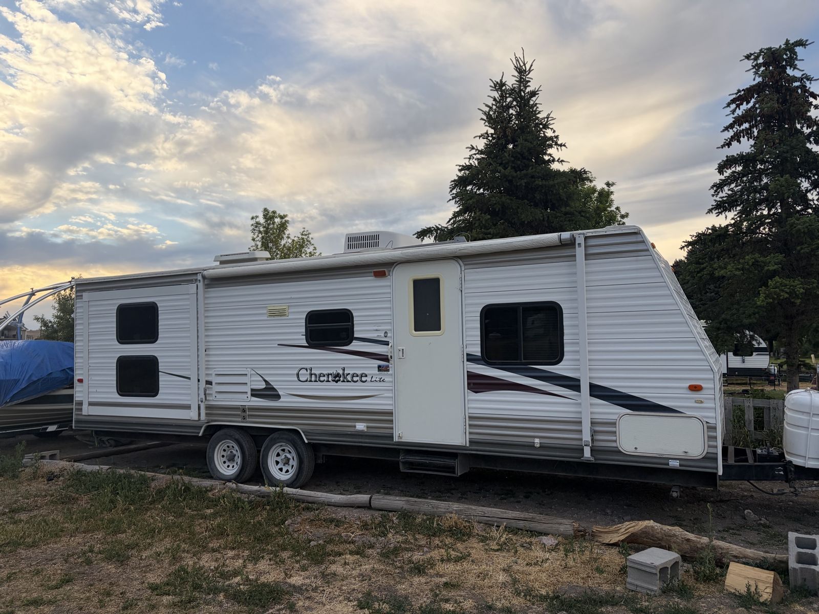 2006 forest river Cherokee 