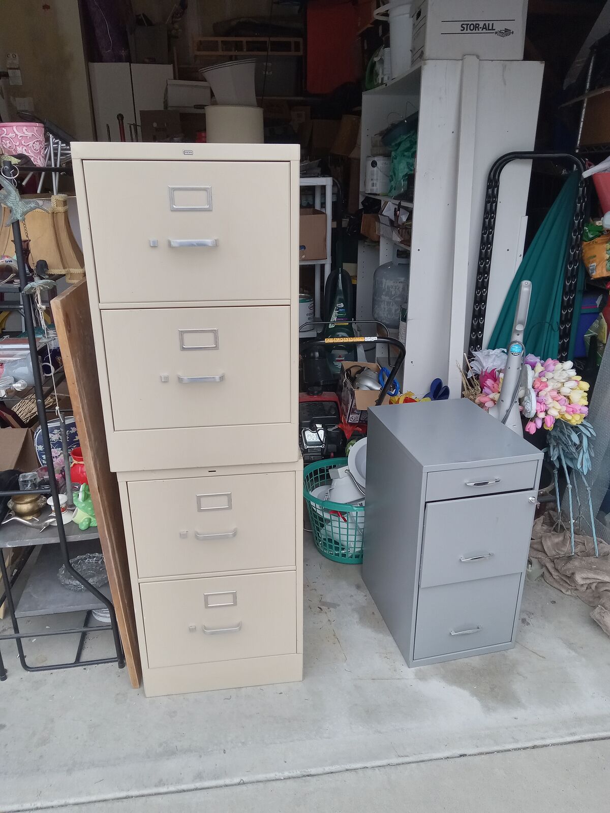 REDUCED. Legal document file folder cabinets. 2 cabinets, good condition