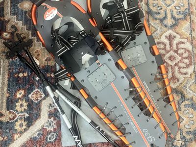 Yukon Charlie’s Snowshoes 930