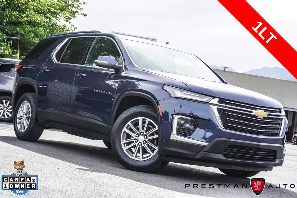 2023 Chevrolet Traverse LT Cloth