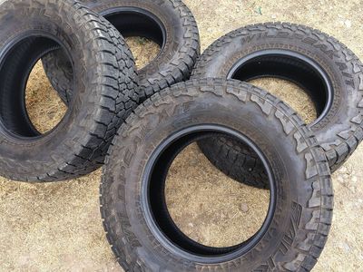 285/70r17 falken wildpeak at3w
