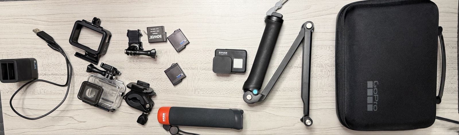 GoPro hero 7 black bundle