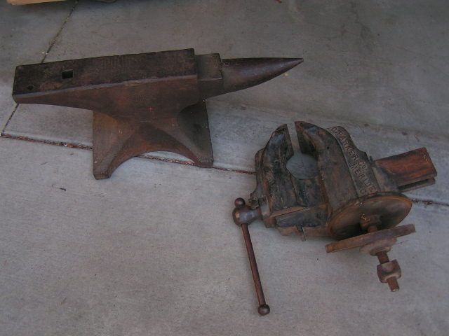 Vintage Trenton USA Anvil 175lbs Chase Parker co swivel Vise 118lbs 288 1/2