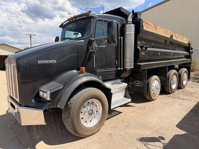 2004 Kenworth T800B, TriAxle, DumpTruck, 18sp Manual Tranny, 16'Bed, Cat C13 Motor, 430 HP