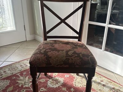 Bassett Furniture padded X-style Dining Room Chairs
