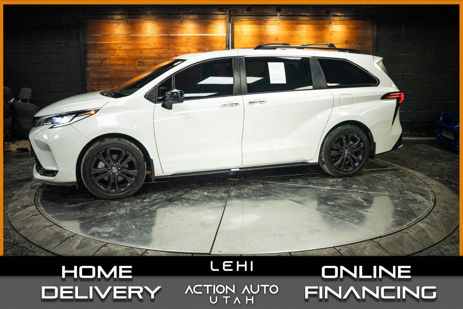 2022 Toyota Sienna XSE 7-Passenger