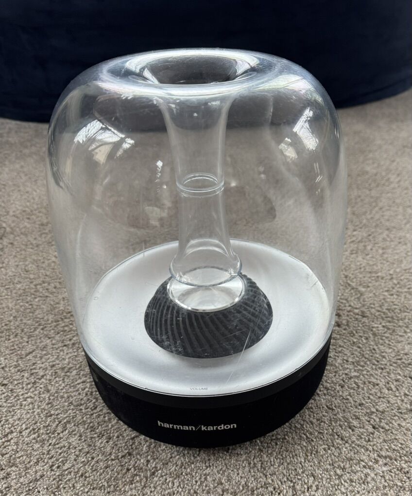 Harmon Kardon Aura Studio (Gen 1)