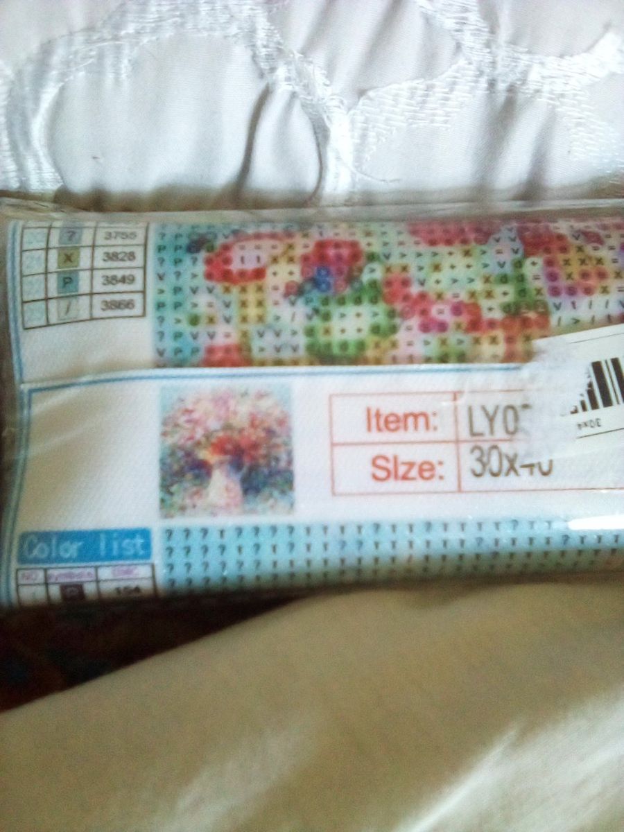 Brand New Diamond Art Kit 30x40cm "Flower Vase" LY0304