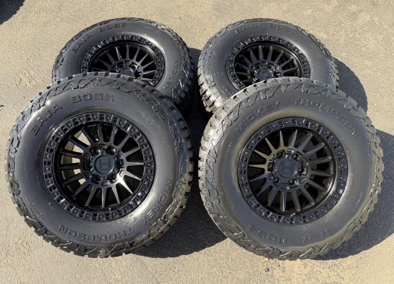 New 285/70r17 Mickey Thompson Baja Boss AT Black Hostile H137 Battle 6x5.5 Chevy Silverado 1500 Toyota Tacoma GMC Sierra 6 lug
