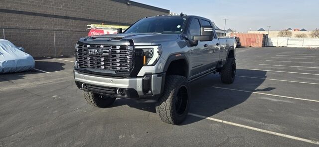 2025 GMC Sierra 3500HD Denali Ultimate