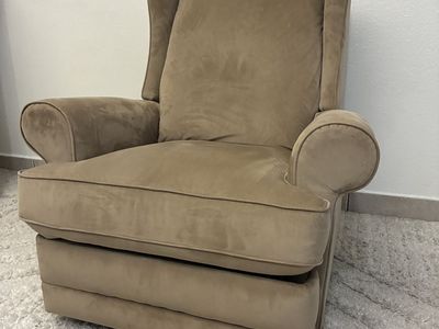 Recliner chair - ft Swivel Recliner/Rocker