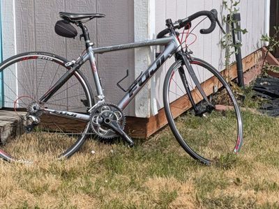 Fuji Roubaix 2.0 Road Bike - Size Large - Aluminum Frame, Carbon Fork