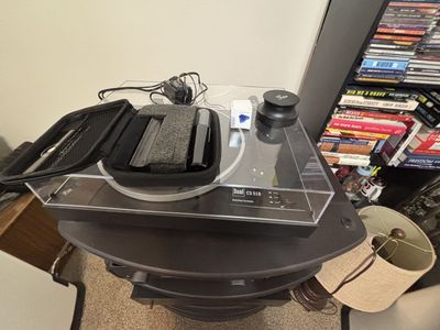 Dual CS518 black turntable like new with box and accessories.