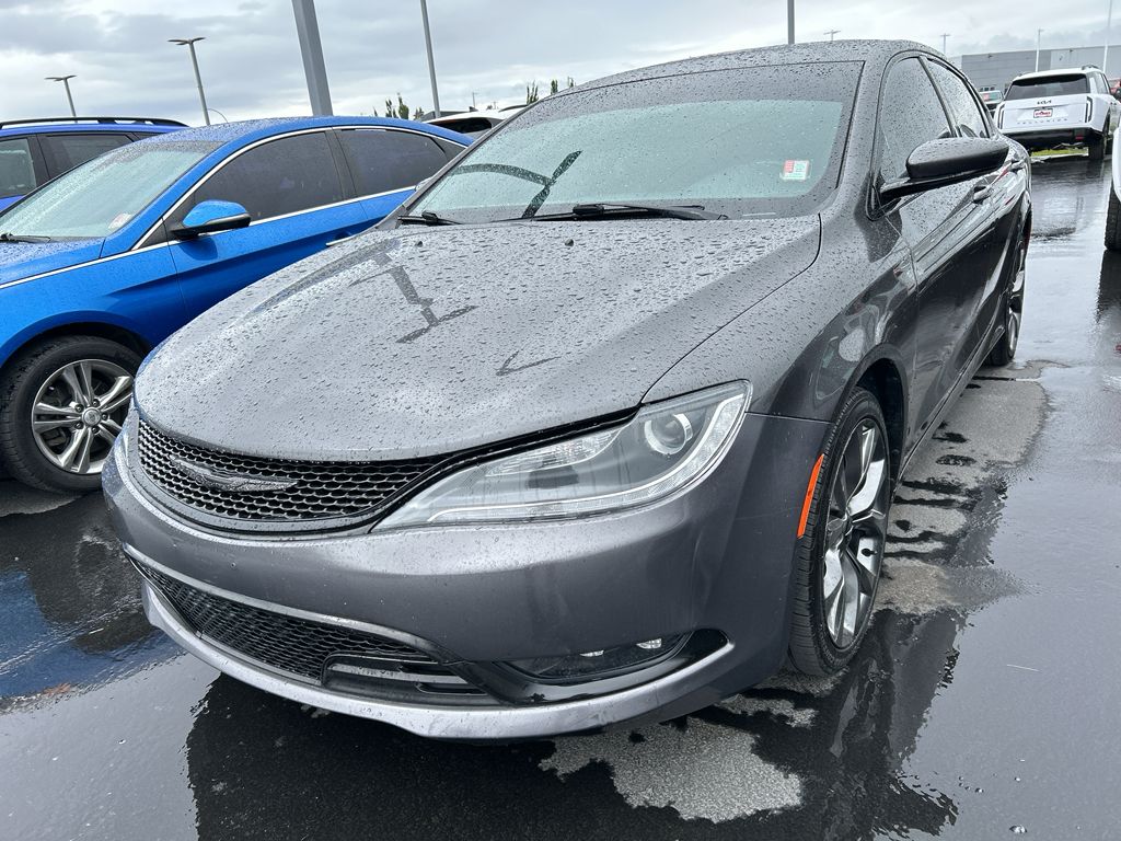 2015 Chrysler 200 S