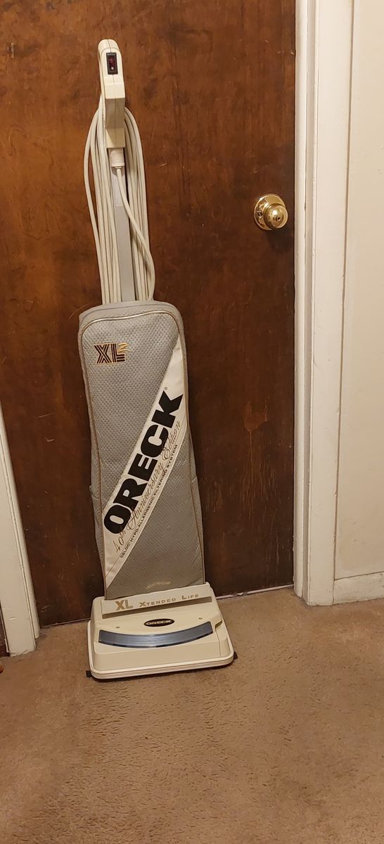 Oreck XL2  40th Anniversary Vacuum Cleaner