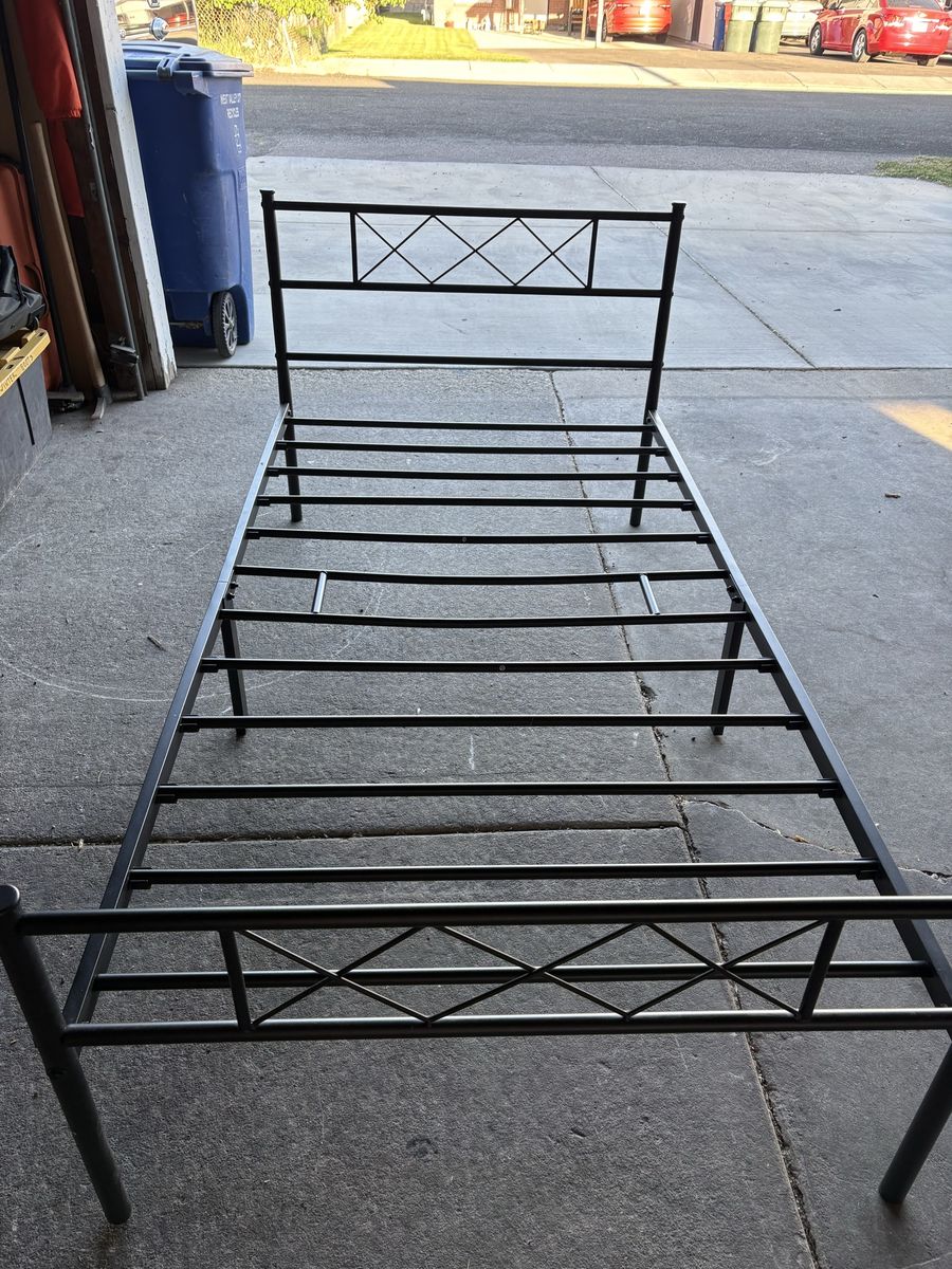 Twin bed frame